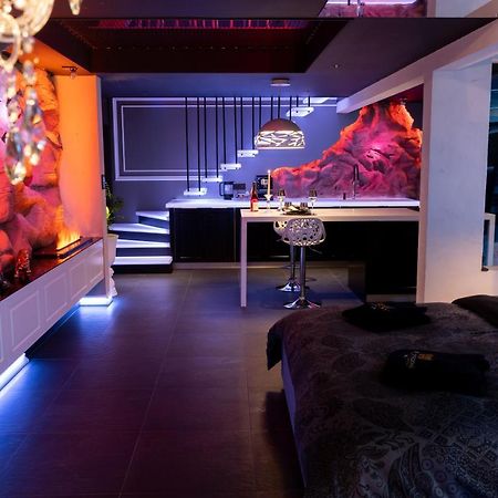 Les Secrets Du Castel - Secret Room Epfig Экстерьер фото